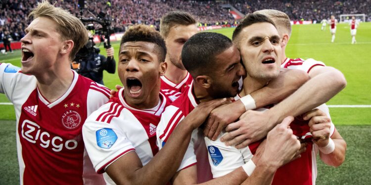 Kapiten Tadić i Ajaks osvojili prvi trofej u sezoni