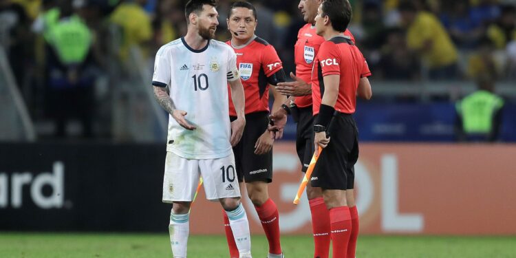 Da li je Argentina oštećena za dva penala (VIDEO)