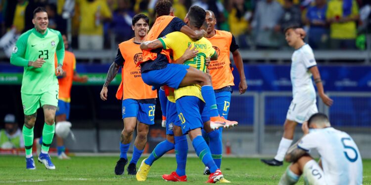 Argentina pogađala grede, a Brazil mrežu (VIDEO)