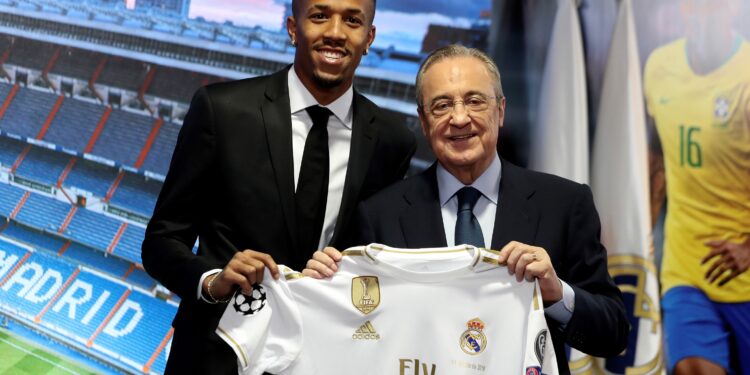 Kako Vam je u Realu? Boli glava, ali stvarno (VIDEO)