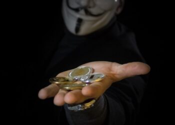 Prevaranti ne biraju mete (1): Hohštapleri na kanabetu