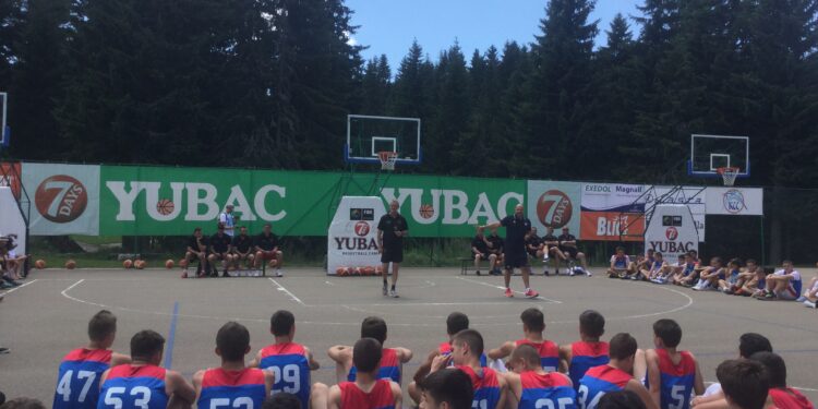 Legendarni trener postavio pitanje selektoru srpskih košarkaša (VIDEO)