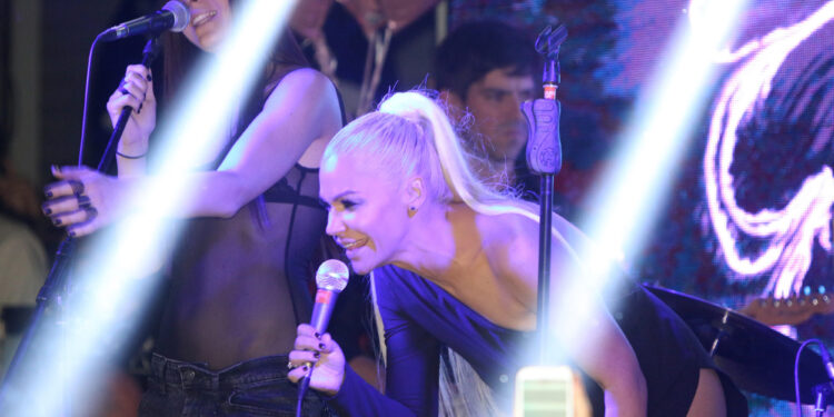 “Mala plava” zaradila milion (VIDEO)