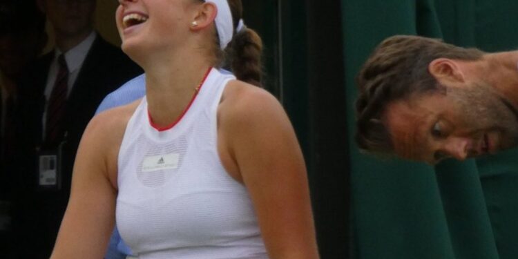 Ostapenko još jednom iz servisa pogodila saigrača u potiljak (VIDEO)