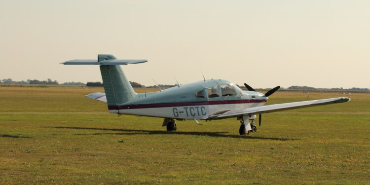 Srušio se sportski avion, poginuo pilot