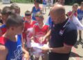 Deca na Kopaoniku pohrlila ka Saletu zbog autograma (FOTO/VIDEO)