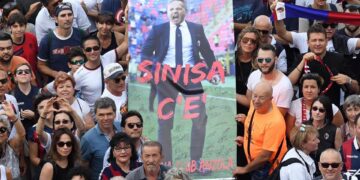 Cela Bolonja se moli za Mihajlovića (FOTO)
