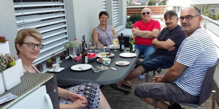Posao i svadbe odlažu odmore