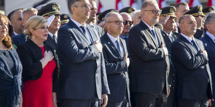 Hrvatska obeležava godišnjicu “Oluje”