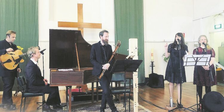 Nezaboravan koncert ansambla „Anja i Zlatna“: Zapevali na deset jezika