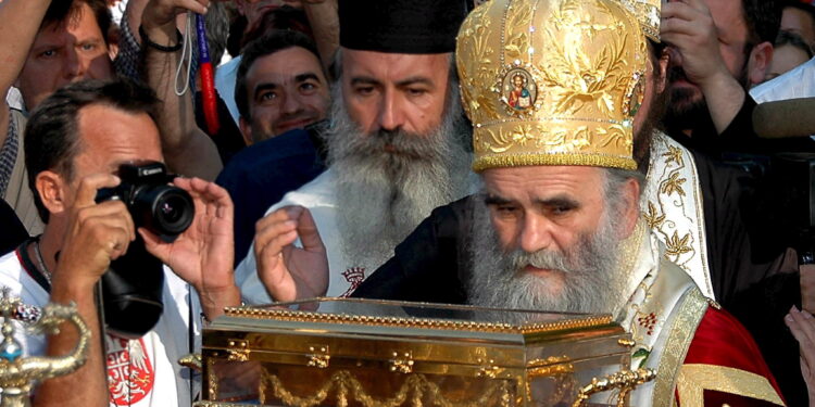 Amfilohije o krivičnoj prijavi: Oni koji se odriču Kosova i Metohije ustoličuju “veliku Albaniju”