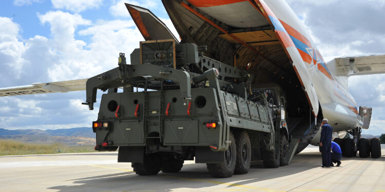 Druga baterija S-400 stiže u Tursku u avgustu