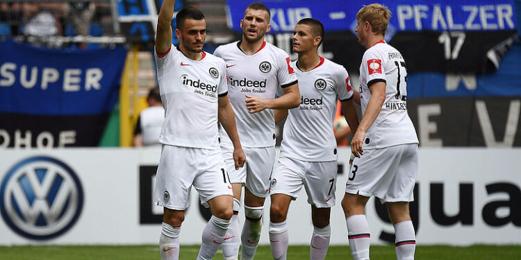 Još jedan Kostićev teledirigovani gol (VIDEO)