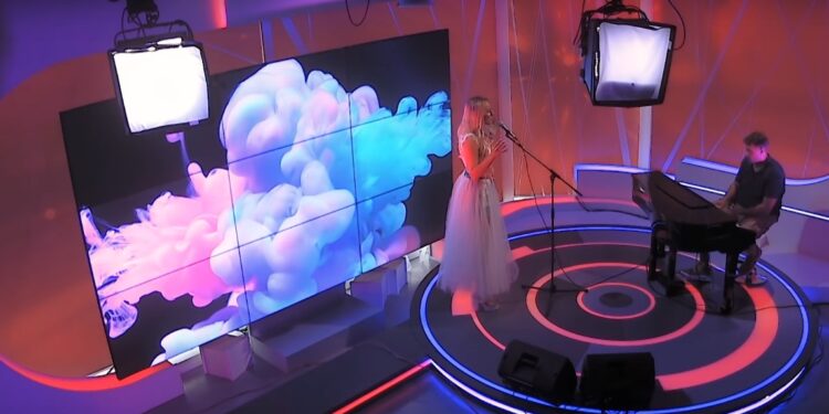 Luna Đogani pokazala novu frizuru i napravila neočekivan potez (VIDEO)