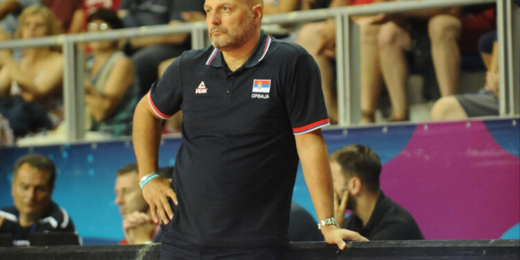Đorđević nezadovoljan: Svako od njih mora da spusti zadnjicu na zemlju