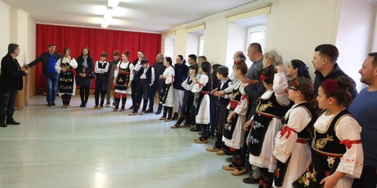 Folklor razvija i dušu i telo
