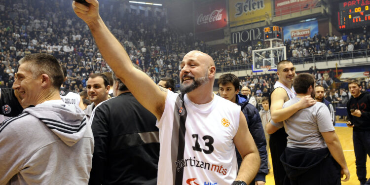 Partizan se oprostio od Grua: Ne verujemo da si i ti otišao (FOTO)