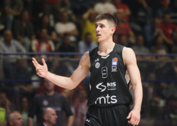 Marinković sjajan u porazu Valensije od Barselone