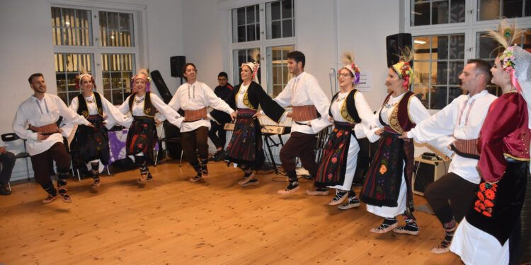 I Dance pozvali u kolo