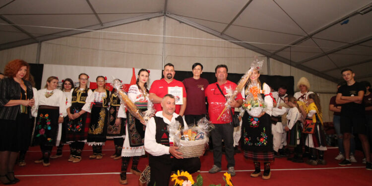 Rodoljublje u igri i pesmi