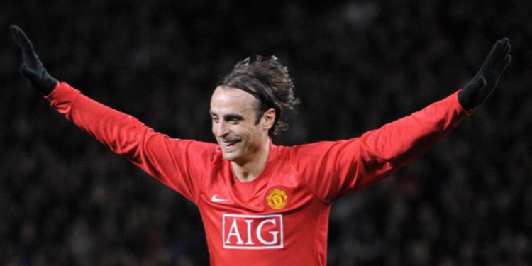Berbatov zvanično završio karijeru