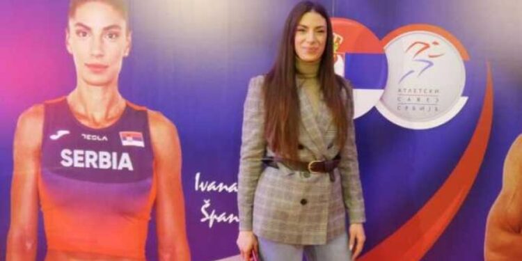 Ivana Španović raskinula desetogodišnju vezu