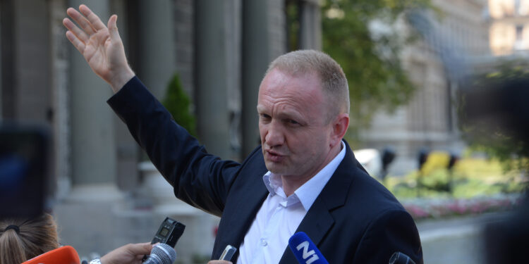 Dveri i SSP bojkotuju izbore: “Ako ostanemo na njihovom terenu, u blatu, oni će nas pobeđivati”