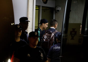 Ronaldo i Portugalci izbegli navijače i novinare na aerodromu (FOTO)