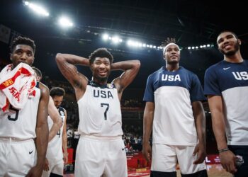 Fitnes Amerikanaca u bazenu (VIDEO)