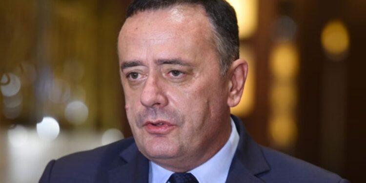 Antić: Srbija ima zalihe nafte za 21 dan