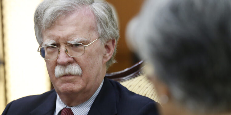 Bolton žestoko o Trampu: Njegovi pokušaji pregovaranja osuđeni na propast