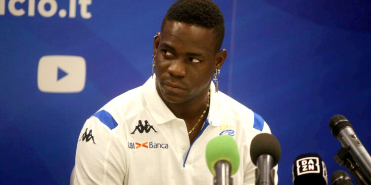 Manćini veruje u Balotelija iako nije deo reprezentacije