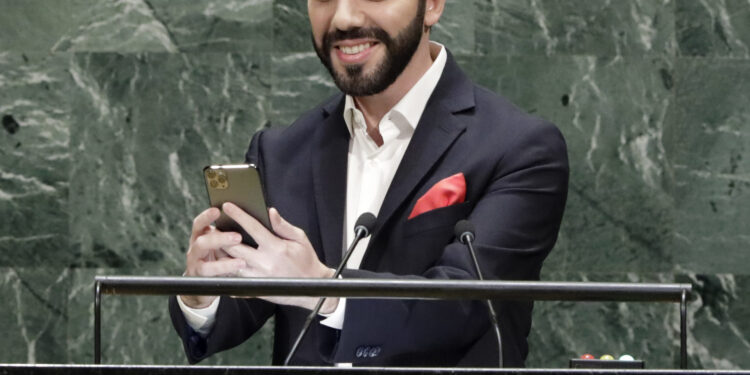 Prvo selfi, pa sednica UN (FOTO)