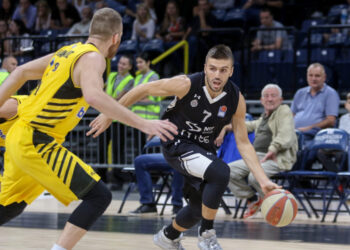 Partizan se vratio posle -18 i pobedio AEK