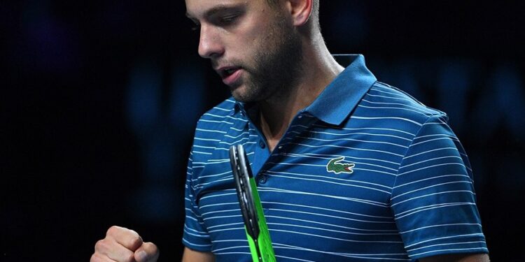 Krajinović pobedio Verdaska u Mecu