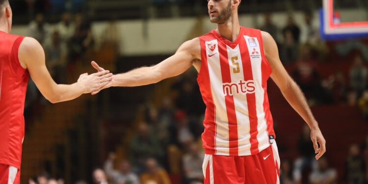 Crvena zvezda dočekuje Megu u Železniku