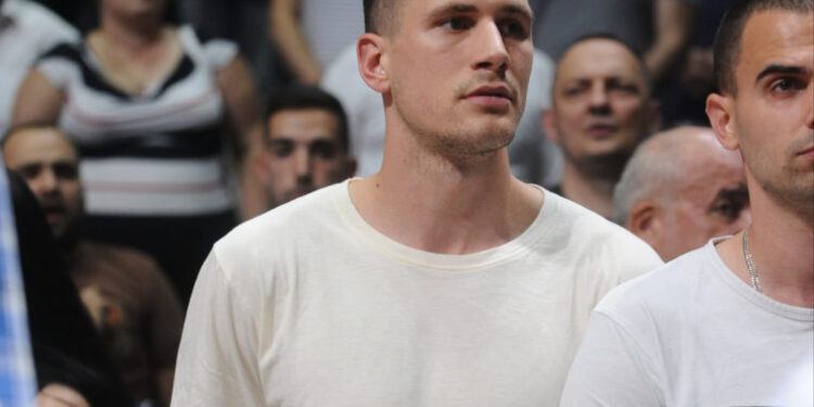 Nemanja Nedović se vraća na teren