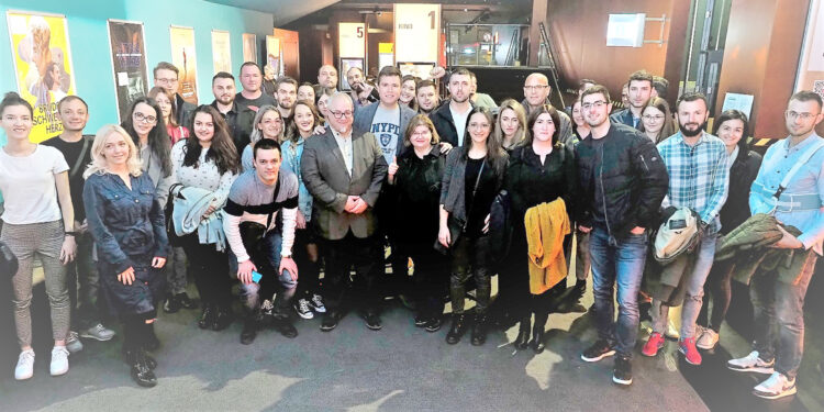 Srbija se bolje vidi iz daljine