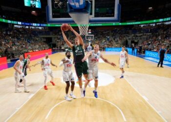 ABA liga: Pobede Budućnosti i Primorske