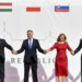Vučić ruku pod ruku sa članovima Višegradske grupe u Pragu (FOTO)