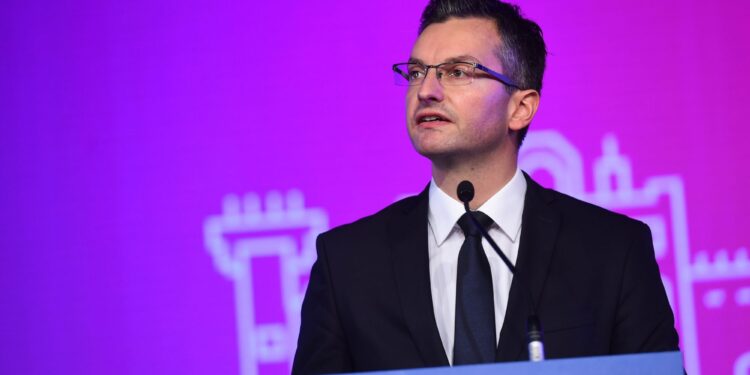 Šarec i Orban traže od EU da ubrza pregovore sa Srbijom