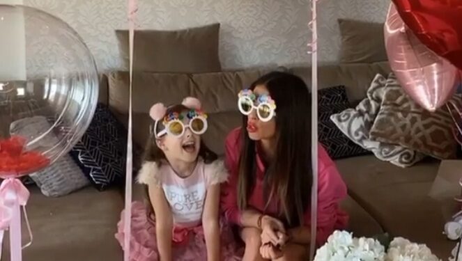 Najslađu čestitku dobila je od nje: Ana Sević proslavila 34. rođendan (FOTO, VIDEO)