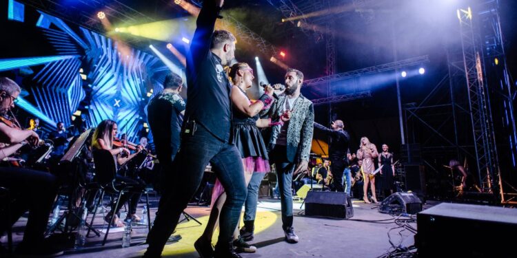 Publika bira solistu za ROCK OPERU