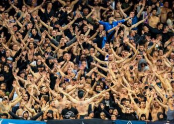 Neredi i nacistički pozdrav navijača Dinama na „Etihadu“