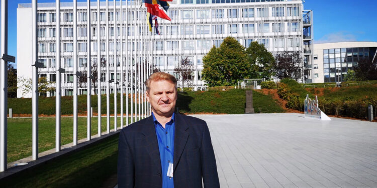 Oleg Muzika: Zapad deli, pa vlada; državni udar u Ukrajini režirali EU i SAD