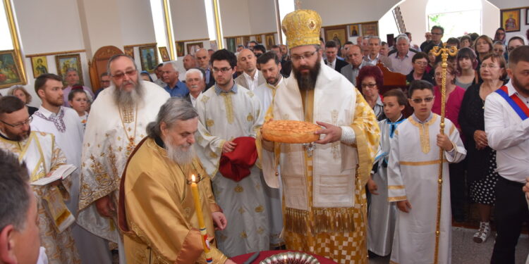 Budimo svetlost drugim narodima!