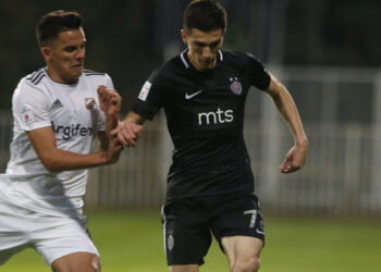 Superliga: Kiksevi Čukaričkog i Radničkog, haos u Inđiji
