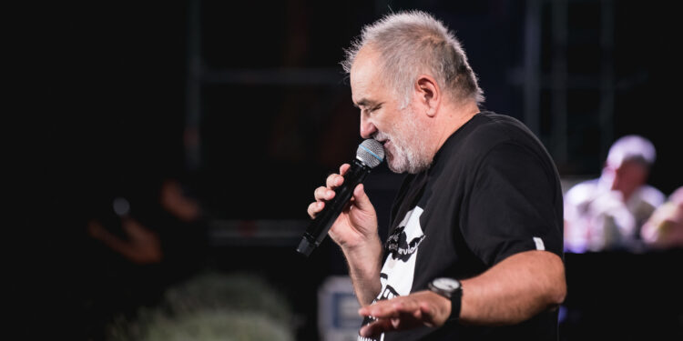 Preživeo infarkt: Otkazan Balaševićev koncert u Kragujevcu