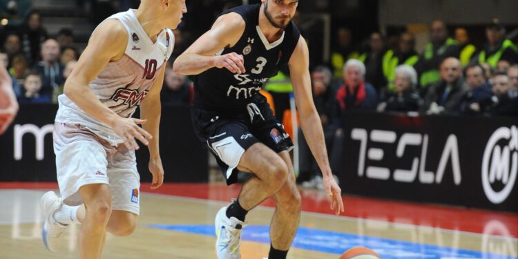Partizan teškom mukom pobedio FMP