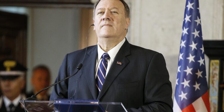 Pompeo: Tursko testiranje S-400 zabrinjavajuće
